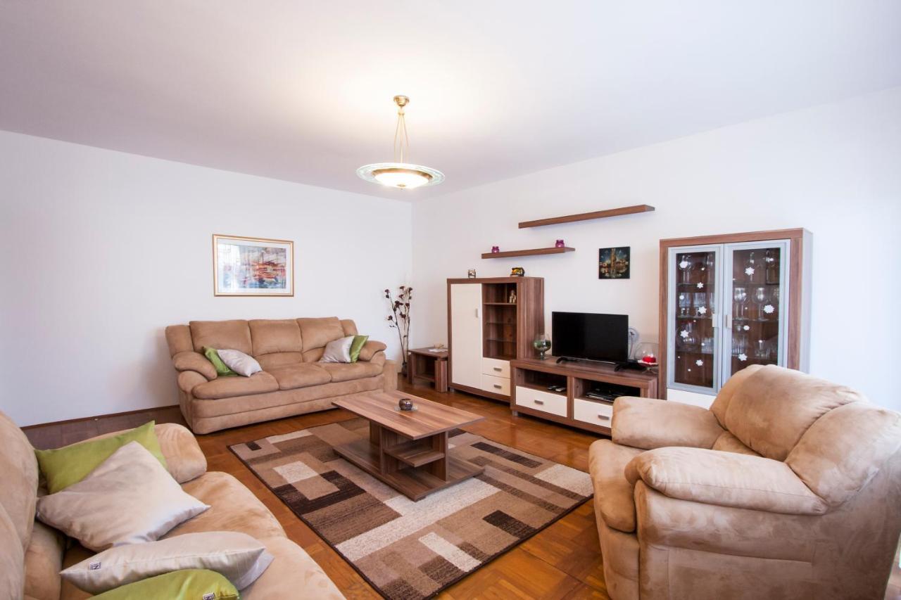 Apartment Nola By Rent Istria Porec Exterior photo
