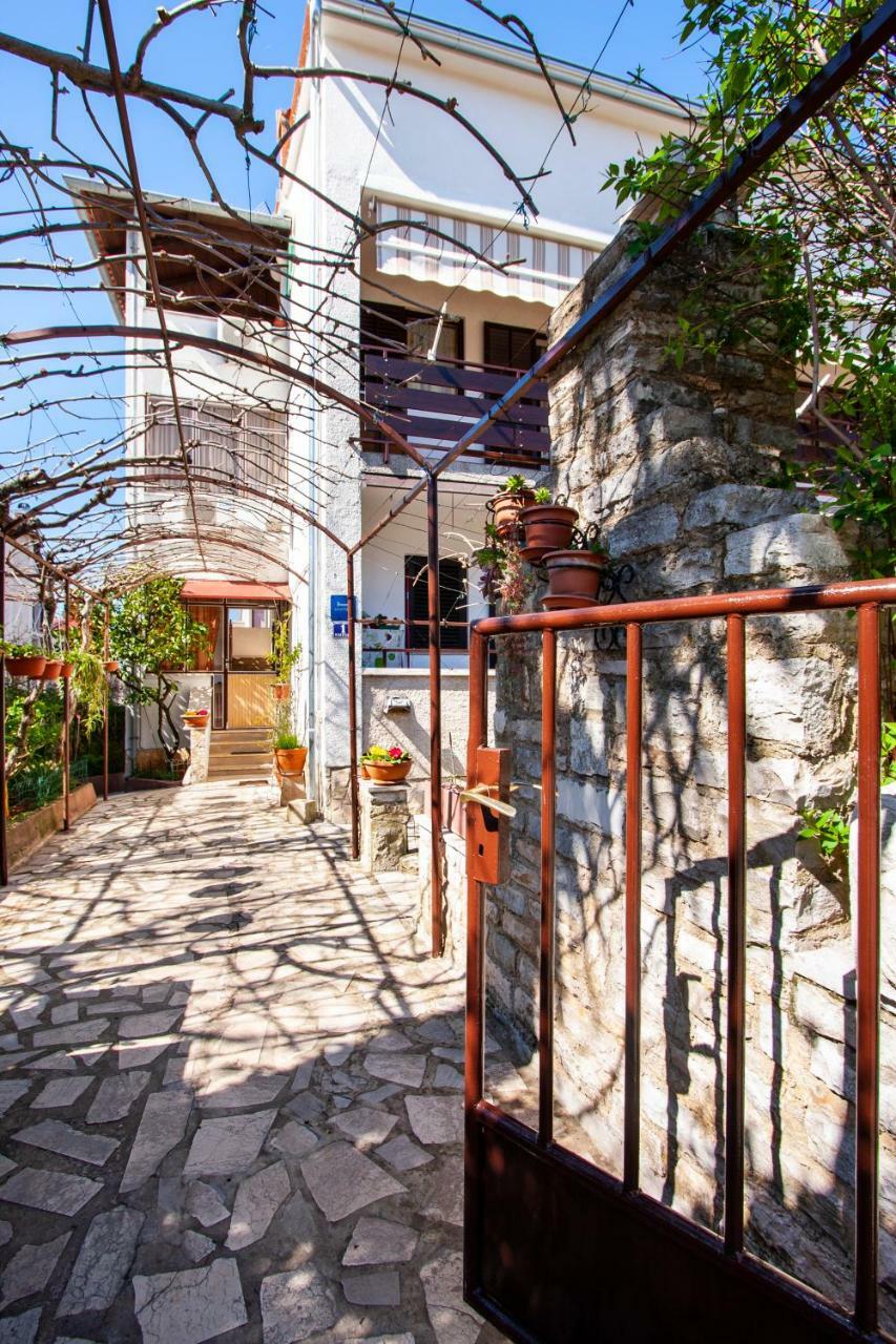 Apartment Nola By Rent Istria Porec Exterior photo
